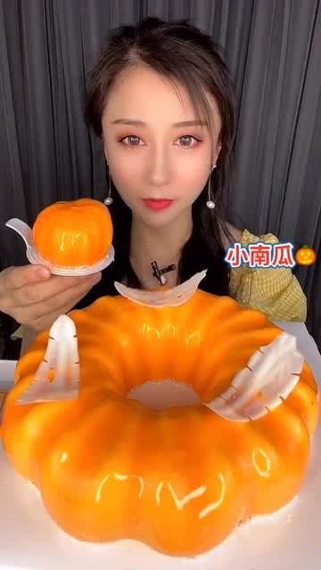 蛋糕姐姐吃瓜视频大全下载,趣味横生的娱乐盛宴