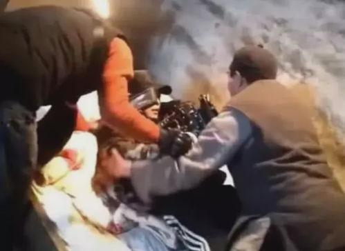 重庆摄影师吃瓜视频,一场视觉盛宴的美食之旅  第3张